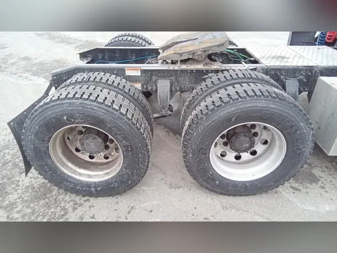 2022 Freightliner Cascadia 126