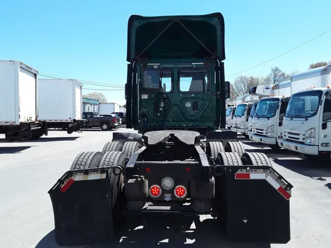 2017 FREIGHTLINER/MERCEDES CASCADIA 125