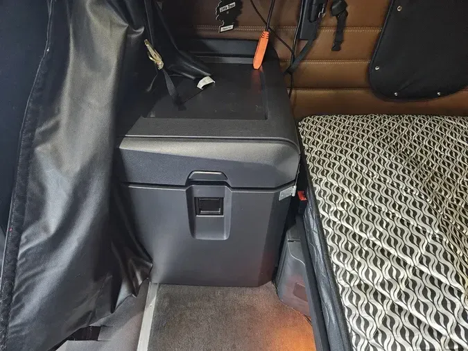 2020 FREIGHTLINER Cascadia 126