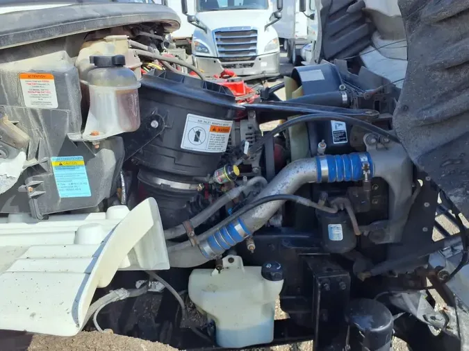 2019 FREIGHTLINER/MERCEDES M2 106