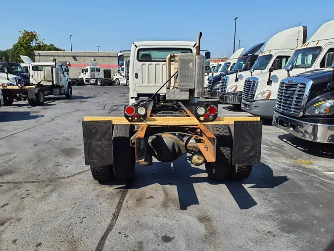 2014 FREIGHTLINER/MERCEDES M2 106