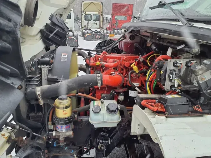 2020 FREIGHTLINER/MERCEDES M2 106