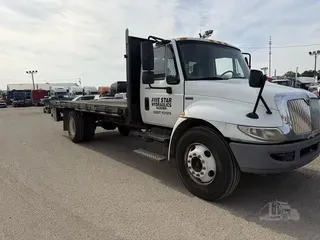 2012 INTERNATIONAL DURASTAR 4300