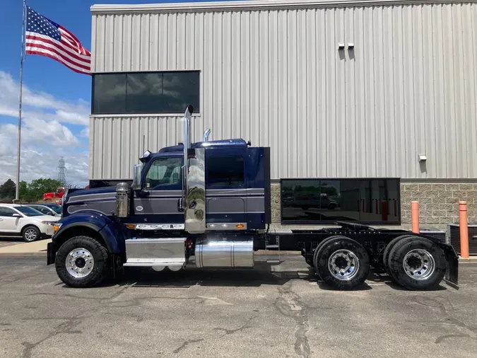 2026 International HX520
