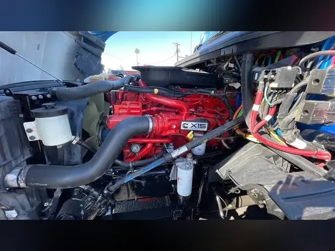 2020 INTERNATIONAL LT