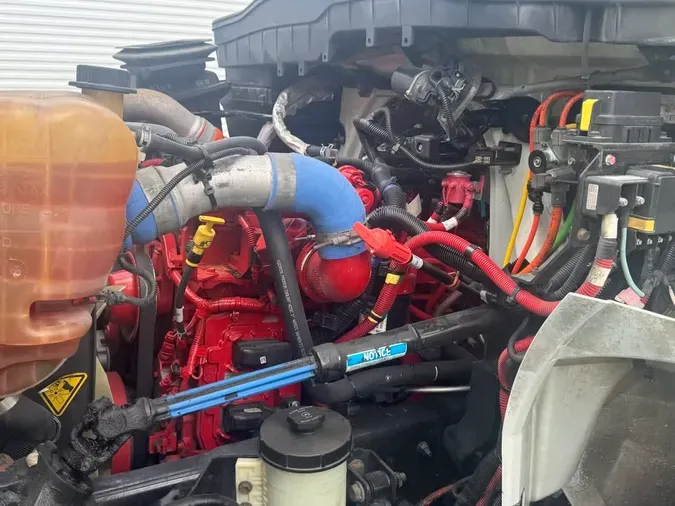 2019 NAVISTAR INTERNATIONAL 4300