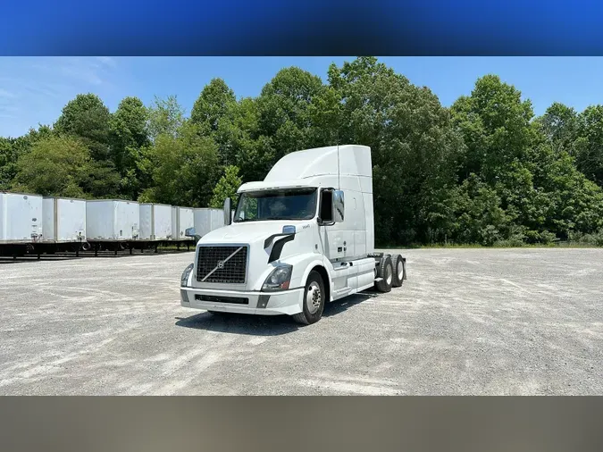 2016 Volvo VNL 740