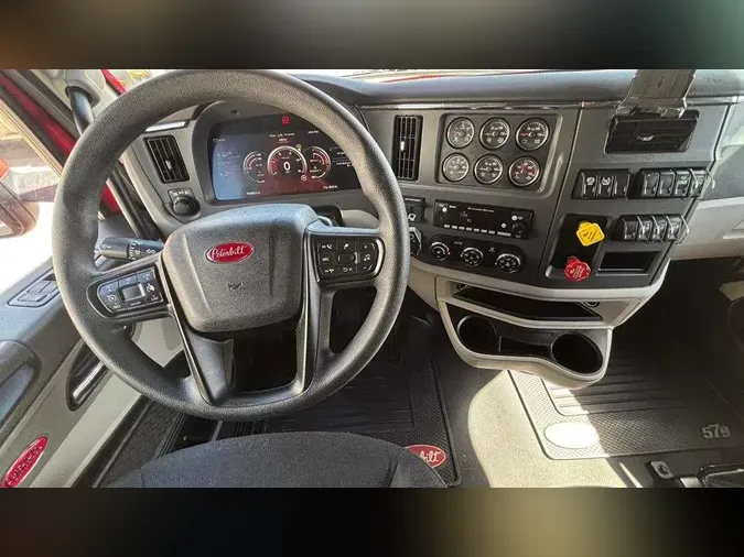 2024 Peterbilt 579