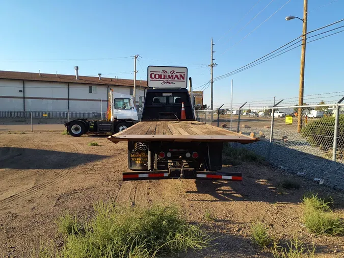 2017 FREIGHTLINER/MERCEDES M2-112