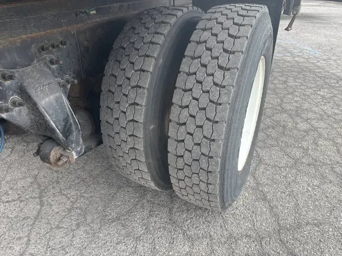 2019 FREIGHTLINER/MERCEDES M2 106