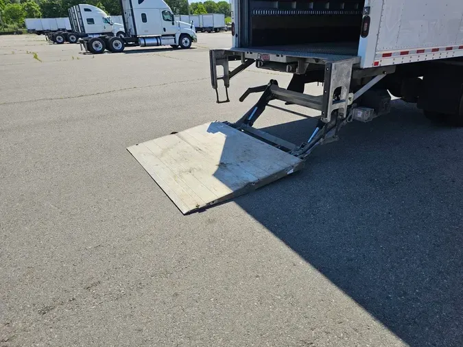 2019 NAVISTAR INTERNATIONAL 4300
