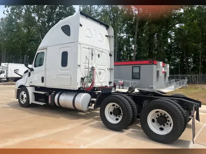 2020 FREIGHTLINER/MERCEDES NEW CASCADIA PX12664b3c09aba878b041b519476ad506bec1d