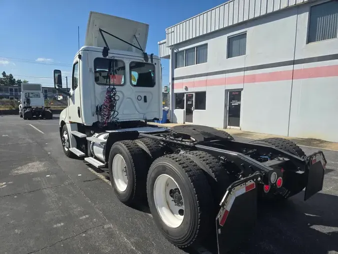 2018 FREIGHTLINER/MERCEDES NEW CASCADIA PX12664