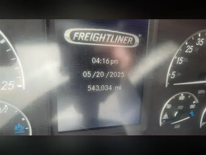 2020 FREIGHTLINER CA126