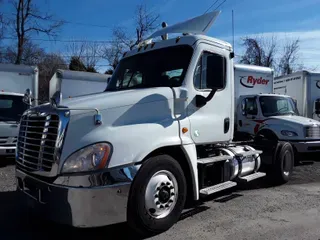 2018 FREIGHTLINER/MERCEDES CASCADIA 125