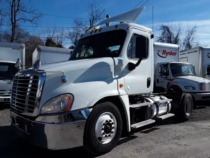 2018 FREIGHTLINER/MERCEDES CASCADIA 125b3c70eaeb11fb168a5ee4da748be7944