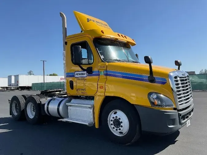 2016 FREIGHTLINER X12564STb3c86766d15a096c5d21a9fc123e1fa0
