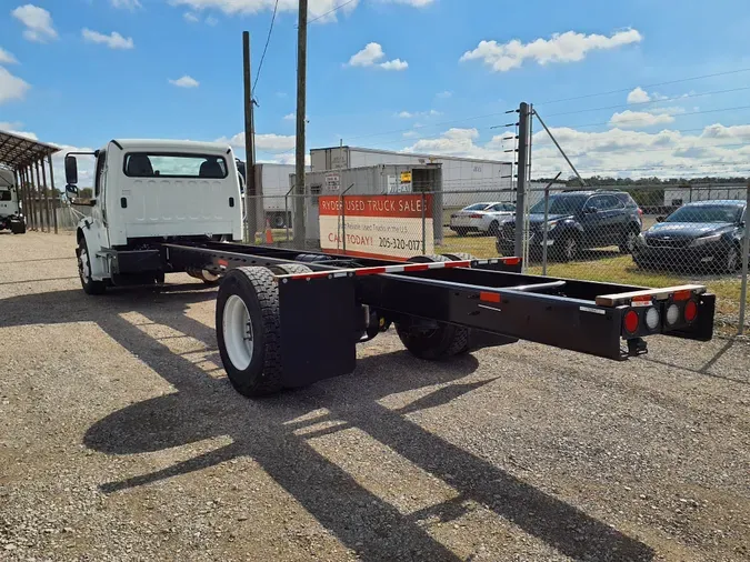 2019 FREIGHTLINER/MERCEDES M2 106