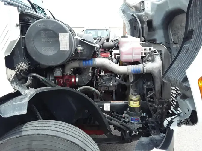 2020 VOLVO VNL64T-760