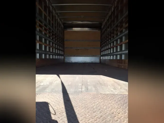 2020 FREIGHTLINER/MERCEDES M2 106