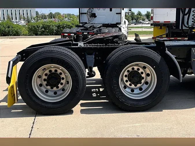2021 INT LT625 6x4