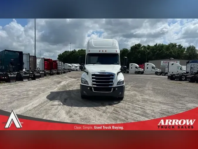 2020 FREIGHTLINER CA126