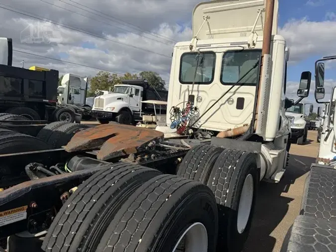 2012 FREIGHTLINER CASCADIA 113b3d7c7ae71a10c8c975392a18aa76e34