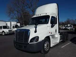 2018 FREIGHTLINER/MERCEDES CASCADIA 125