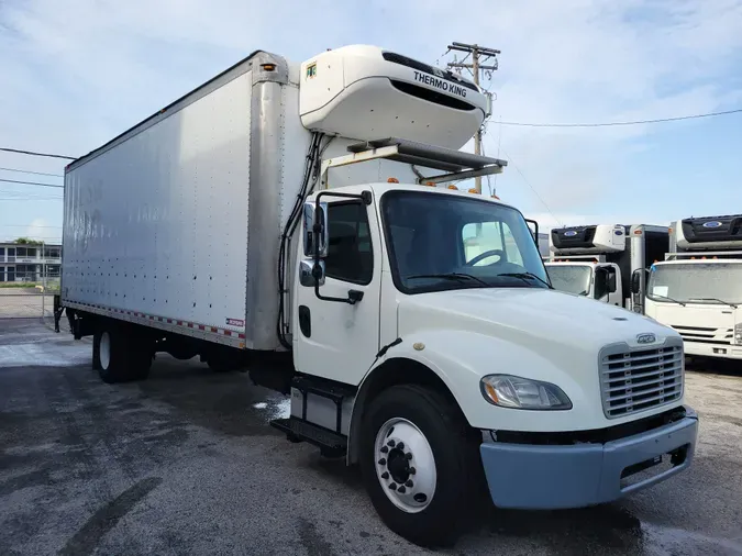 2016 FREIGHTLINER/MERCEDES M2 106