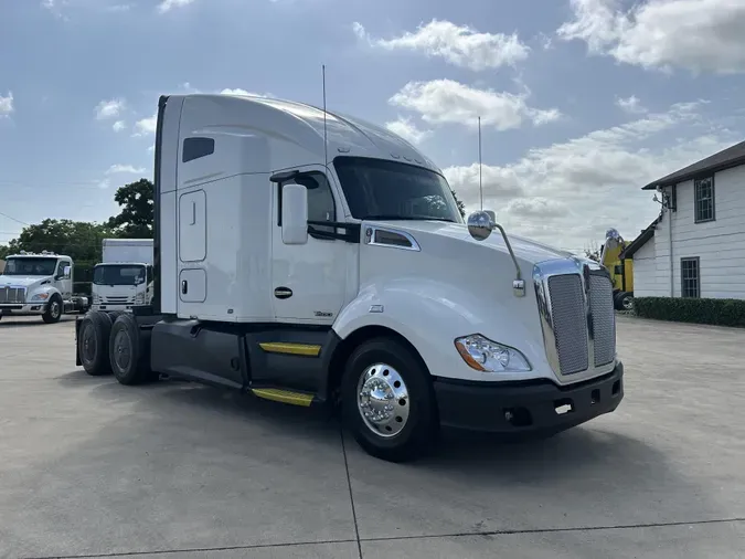 2021 Kenworth T680