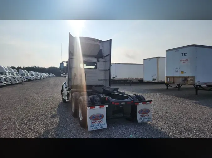 2019 Volvo VNL300