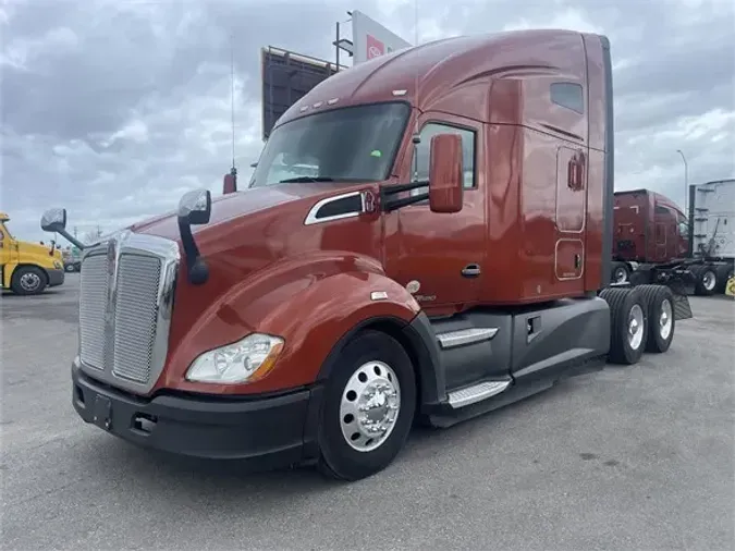 2020 KENWORTH T680b3dd9b0ef3250daed32d906557f244a1