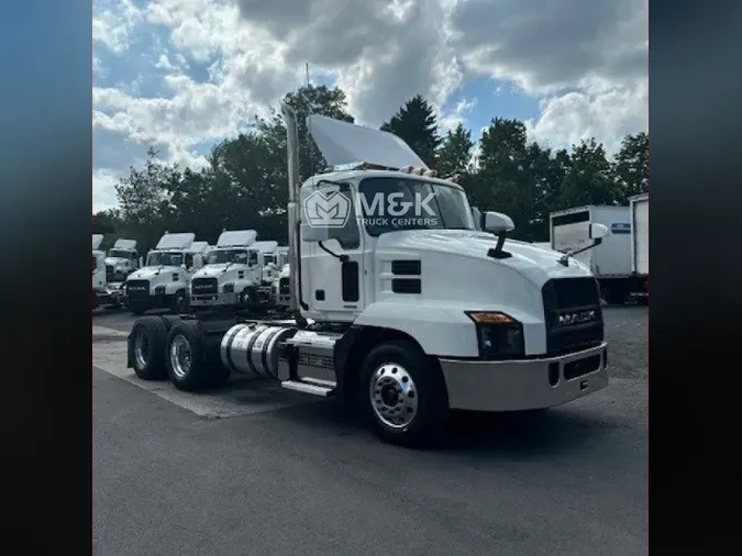 2023 MACK ANTHEM AN64T