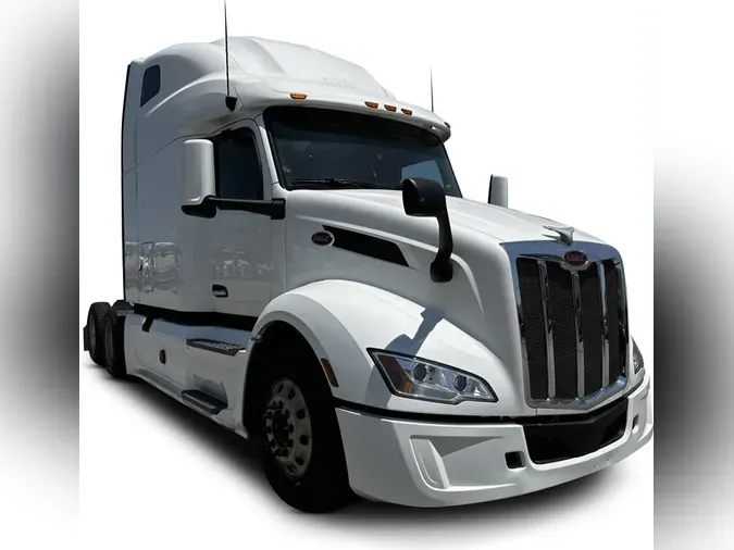2022 Peterbilt 579b3dff36a917344e1ccc8e3403e2dd7aa
