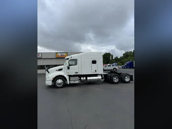 2021 Peterbilt 579