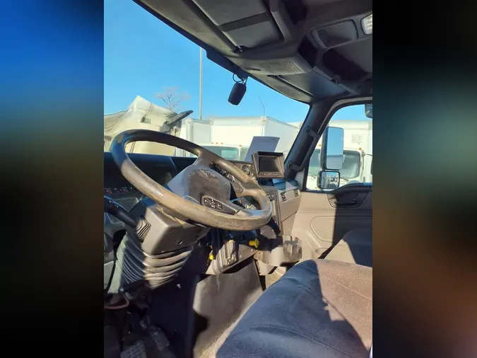 2020 NAVISTAR INTERNATIONAL MV607 (4X2)