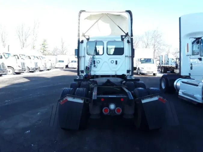 2019 FREIGHTLINER/MERCEDES CASCADIA 125