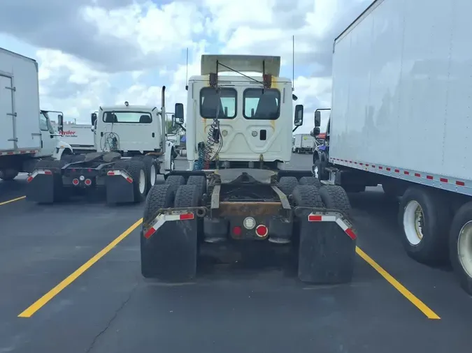 2016 FREIGHTLINER CASCADIA 125