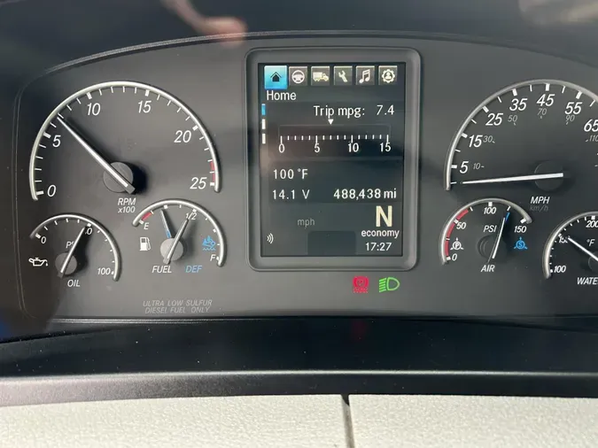 2022 Freightliner Cascadia