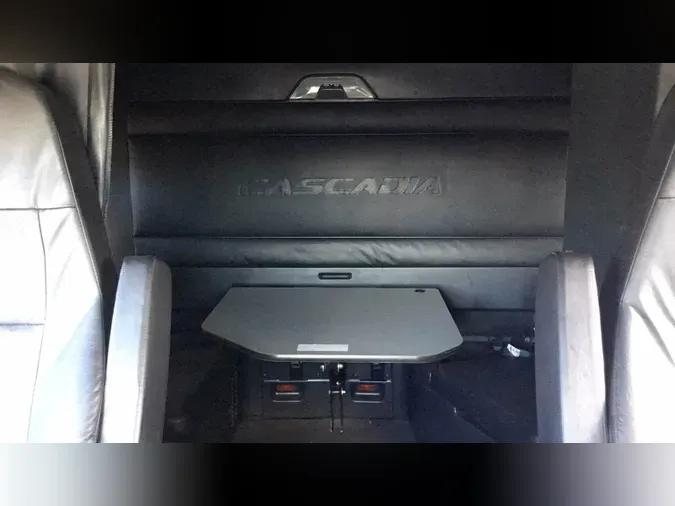 2024 Freightliner Cascadiab3f14eac82e380a4f232f0d2f782fc32