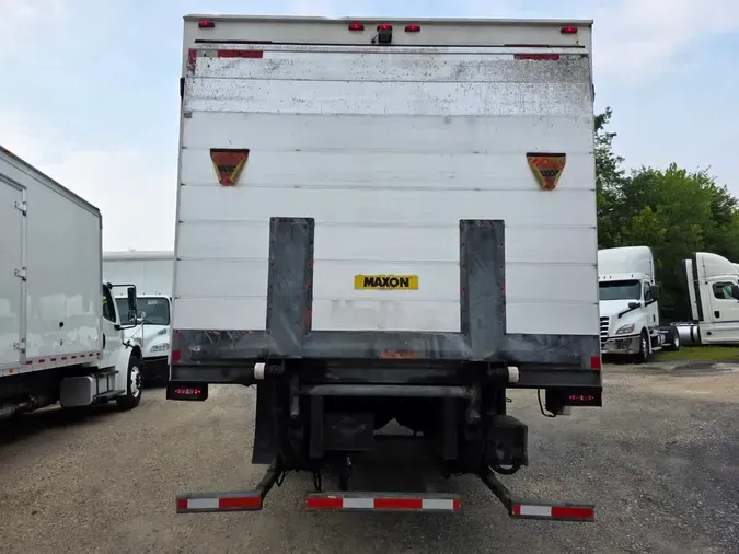 2019 FREIGHTLINER M2 106