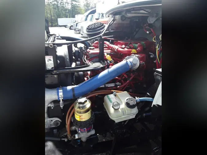 2019 FREIGHTLINER/MERCEDES M2 106