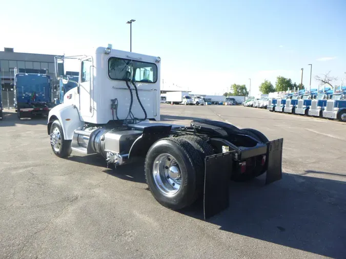 2012 Peterbilt 337