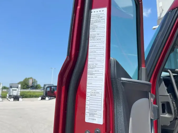 2026 VOLVO VNL64T860