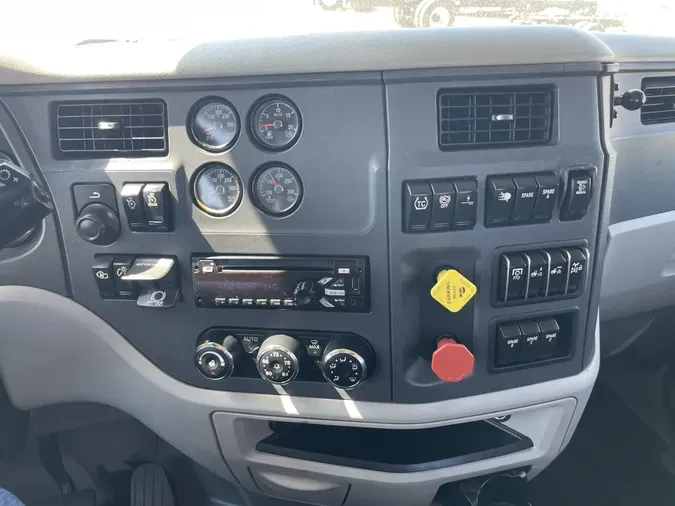 2020 Peterbilt 579