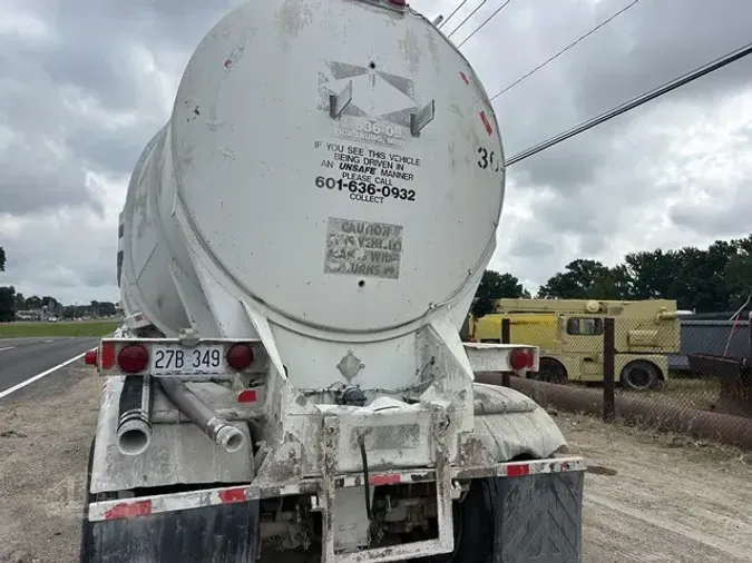 1993 HEIL 1500 CUBE TANK
