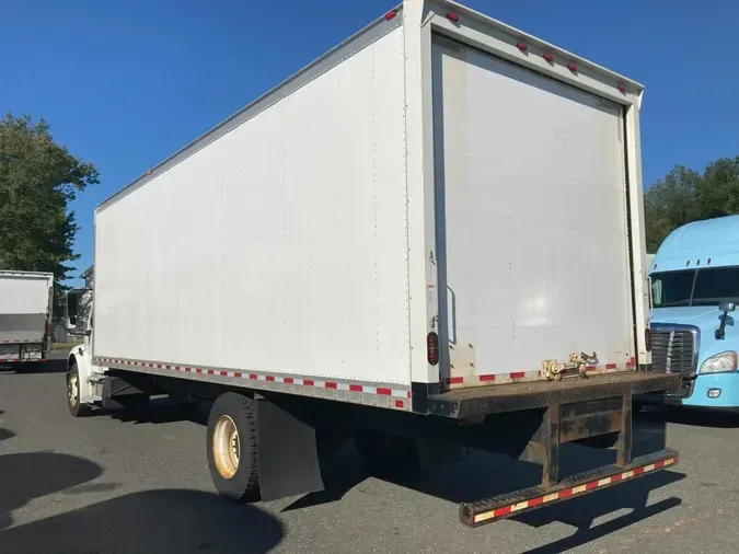 2018 FREIGHTLINER M2 106