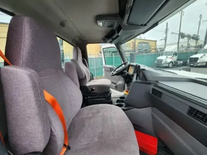 2019 NAVISTAR INTERNATIONAL LT625 DAYCAB T/A