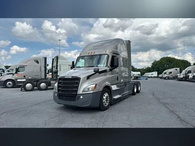 2023 Freightliner Cascadia 126b3fcebf3101284bb776c7f08623a7eaa