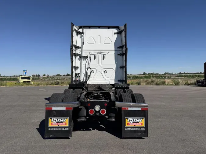 2023 Freightliner Cascadia